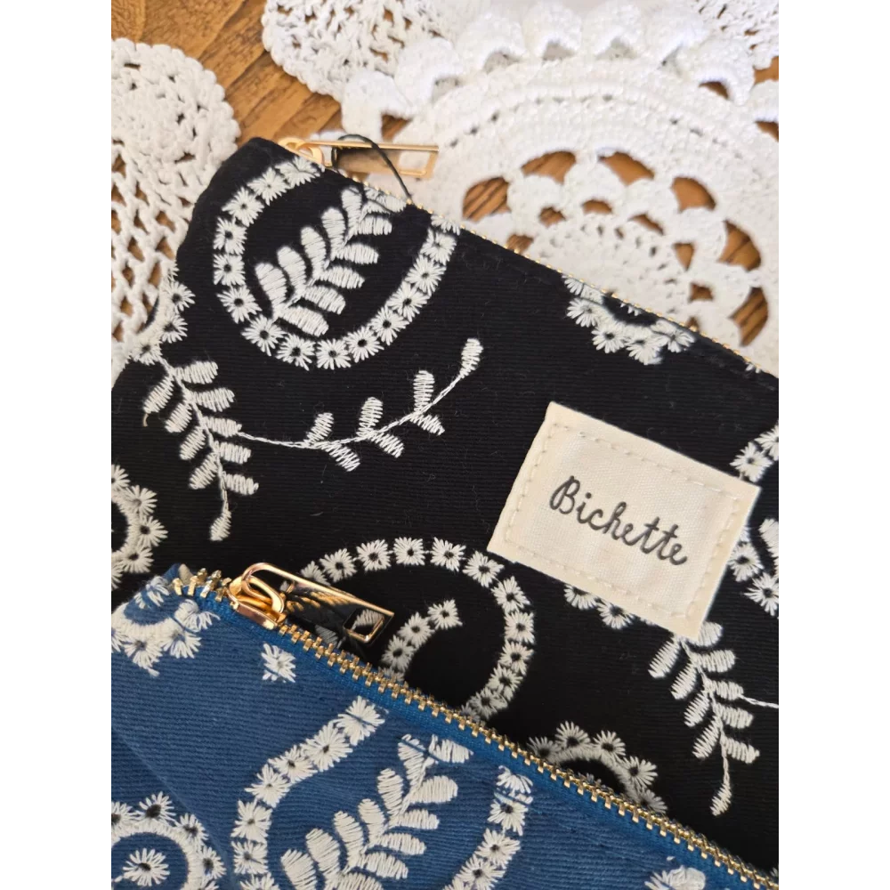 Pochette trousse tissu brodé Bichette