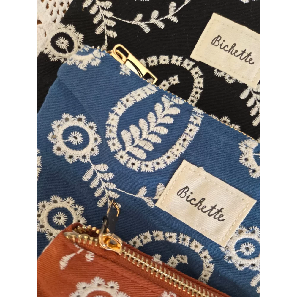 Pochette trousse tissu brodé Bichette