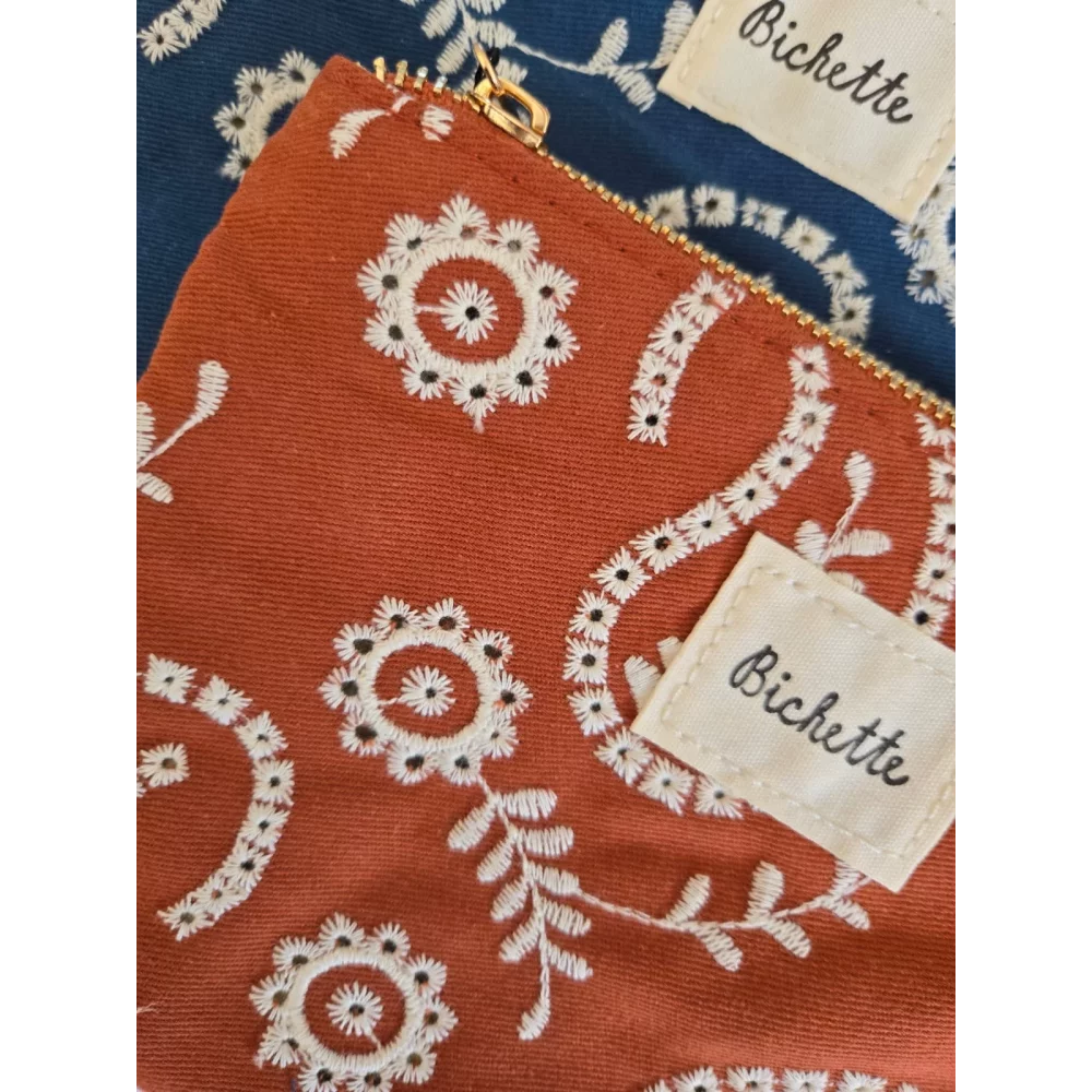 Pochette trousse tissu brodé Bichette