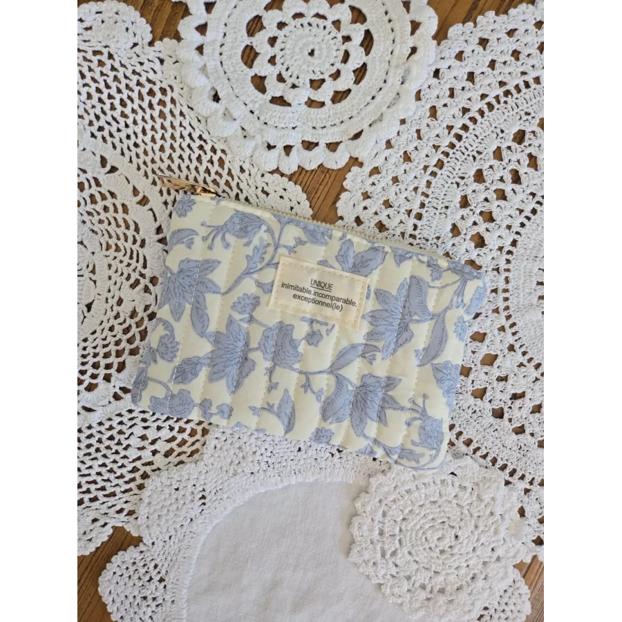 Pochette trousse tissu fleurs bleu ciel UNIQUE
