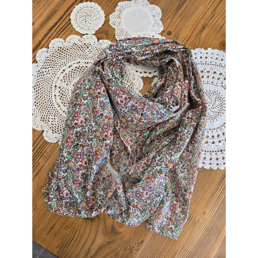 Foulard fleurs rose et turquoise