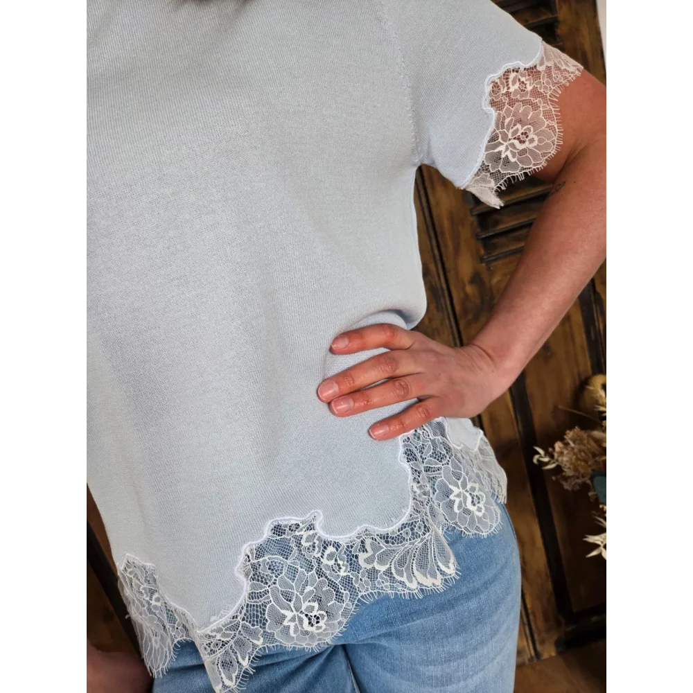 Pull Timeo ciel et dentelle