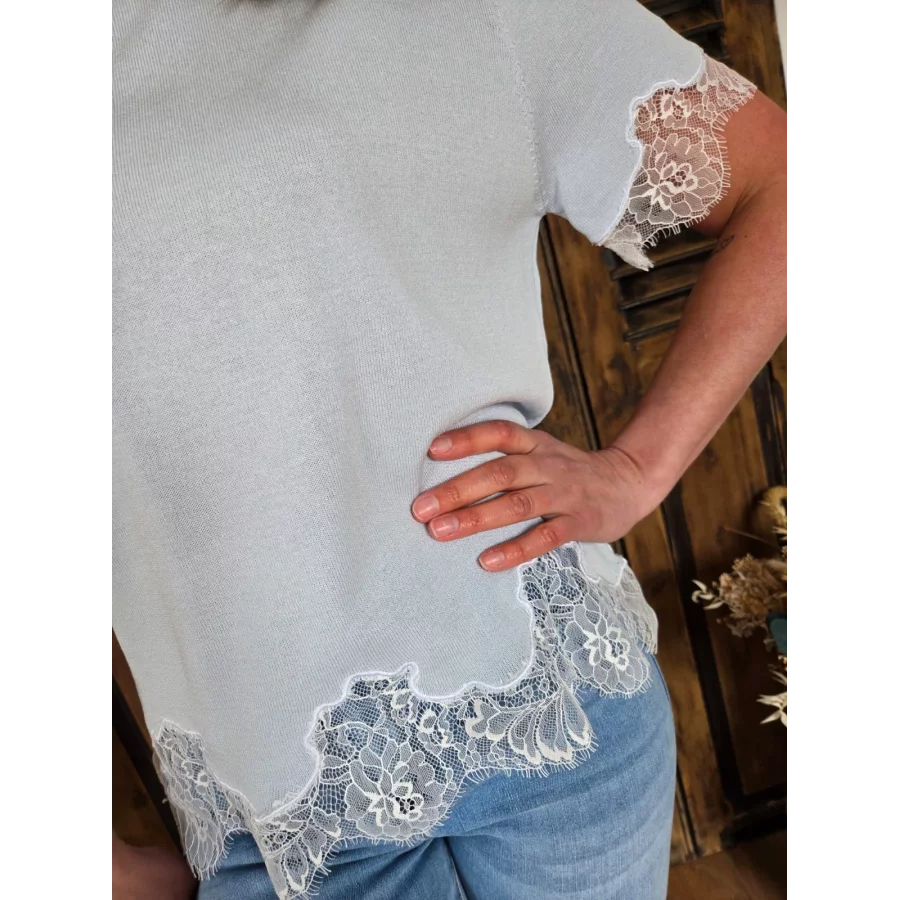 Pull Timeo ciel et dentelle