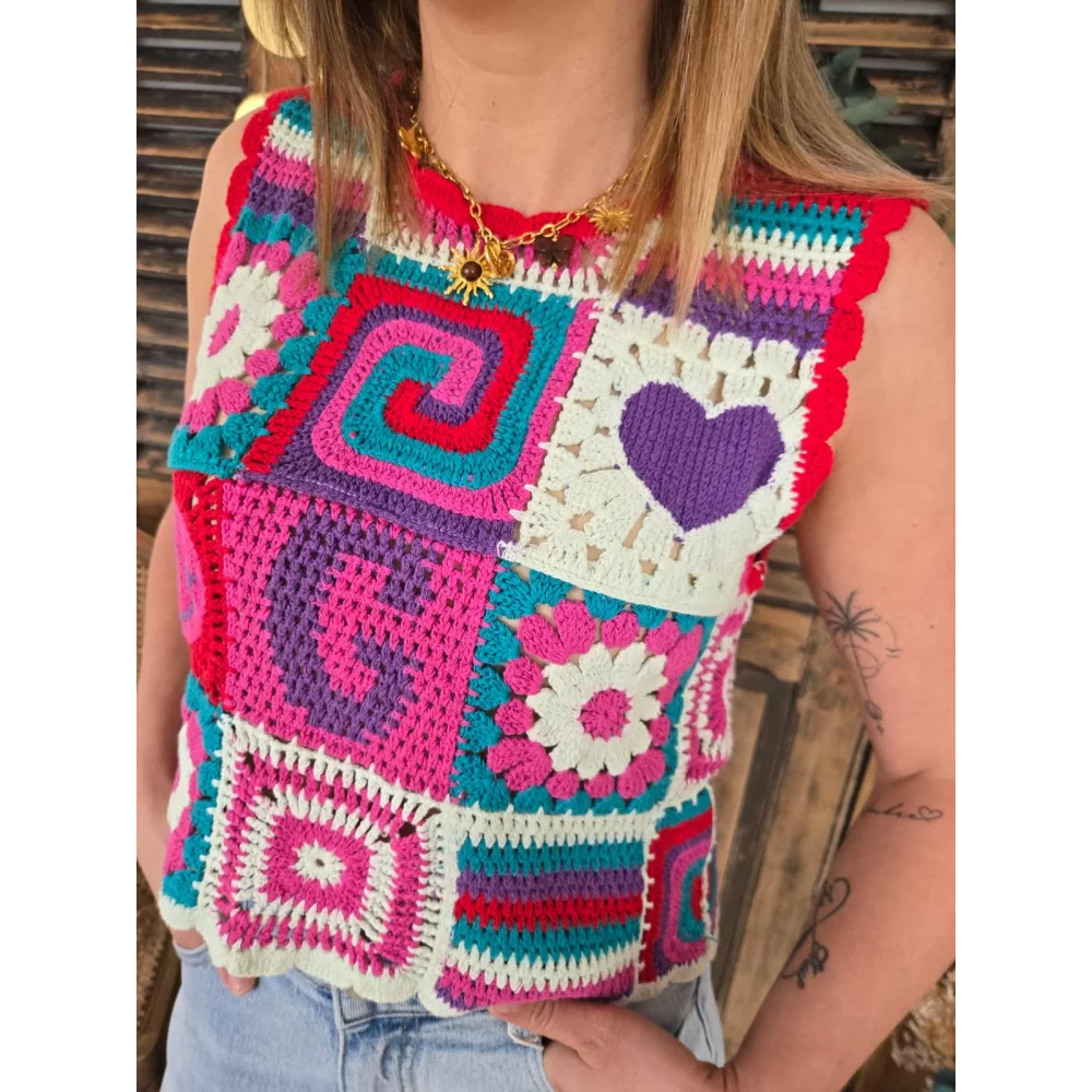 Top Josué en crochet fun coloré