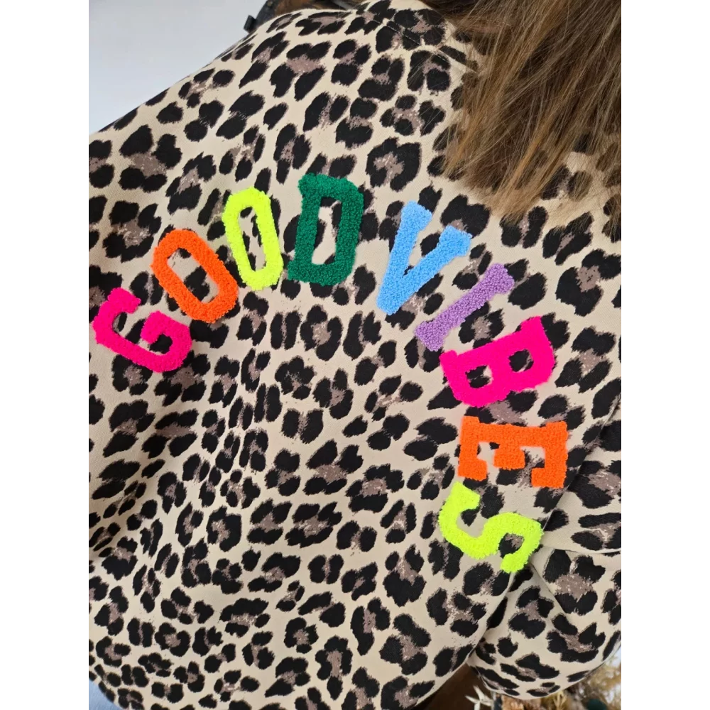 Sweat leopard beige GOOD VIBES au dos