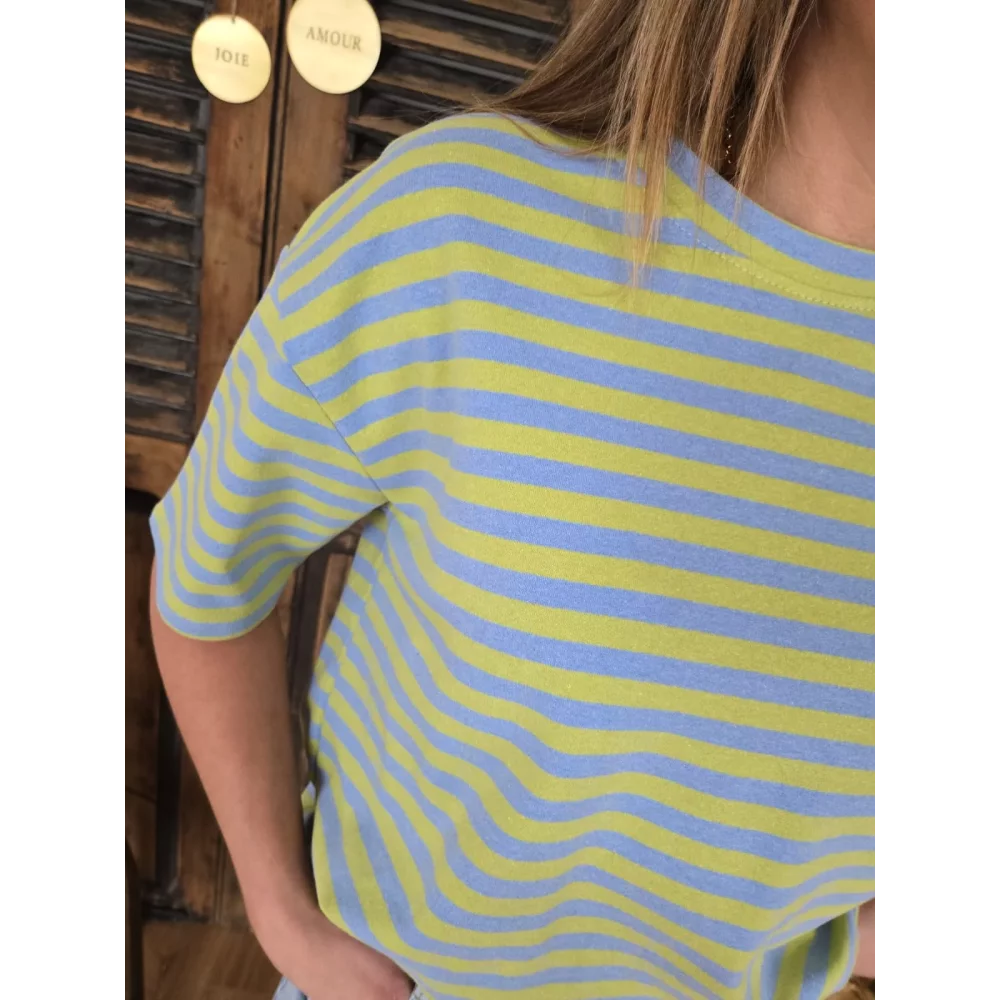 T-shirt Sami ciel et vert dos ouvert