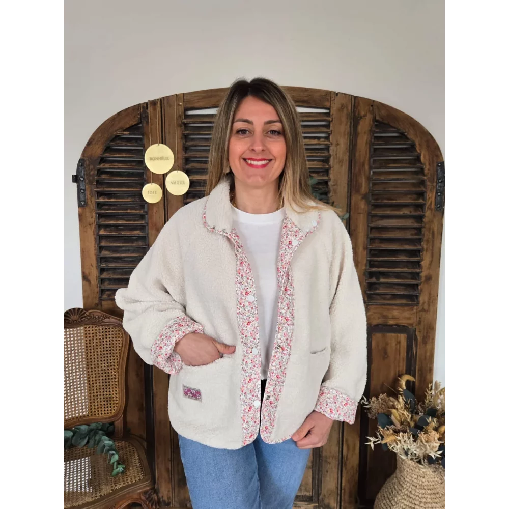 Veste Jade beige réversible bouclette fleurie
