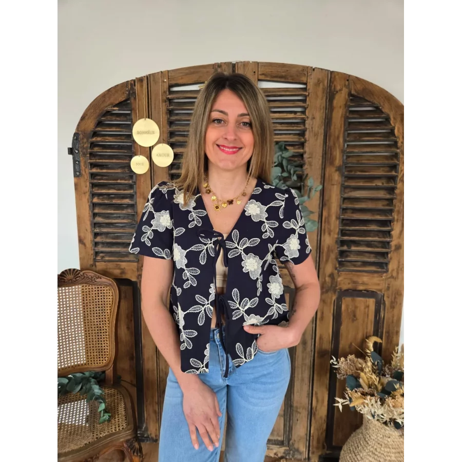 Blouse Lilou bleu marine fleurs brodées