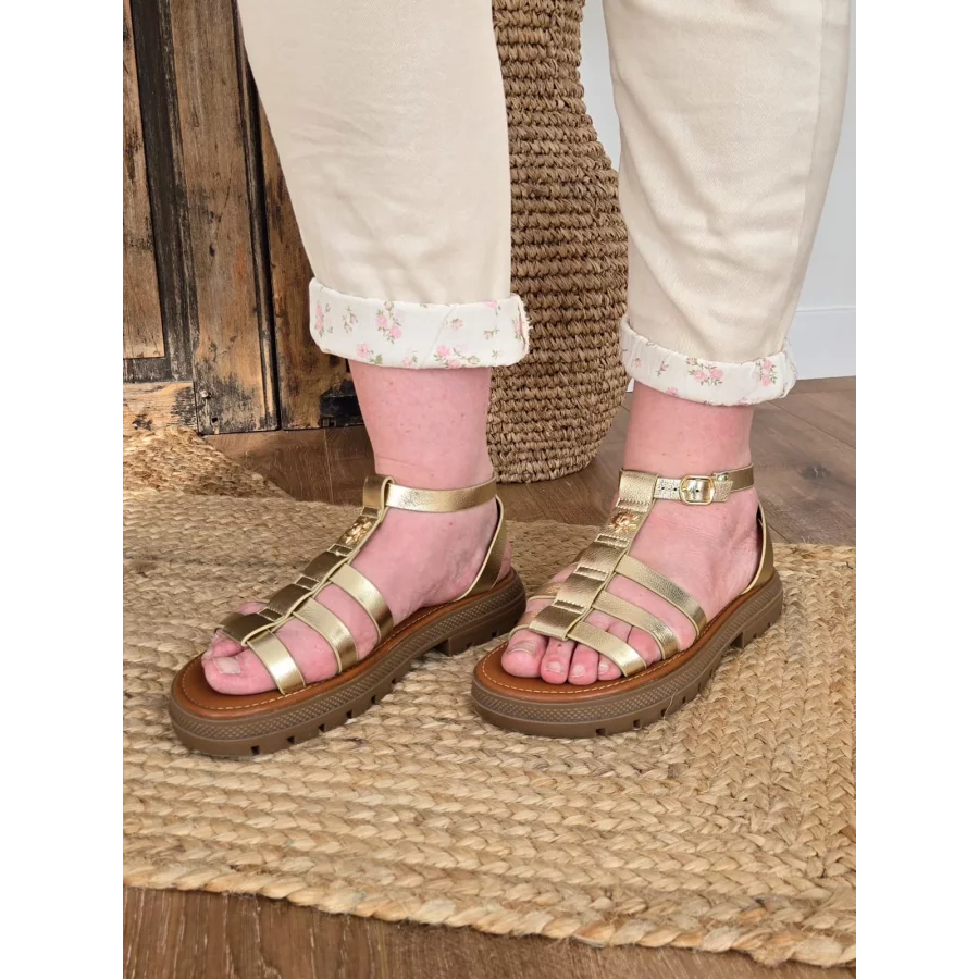 Pantalon Guy beige ceinture et revers fleurs rose