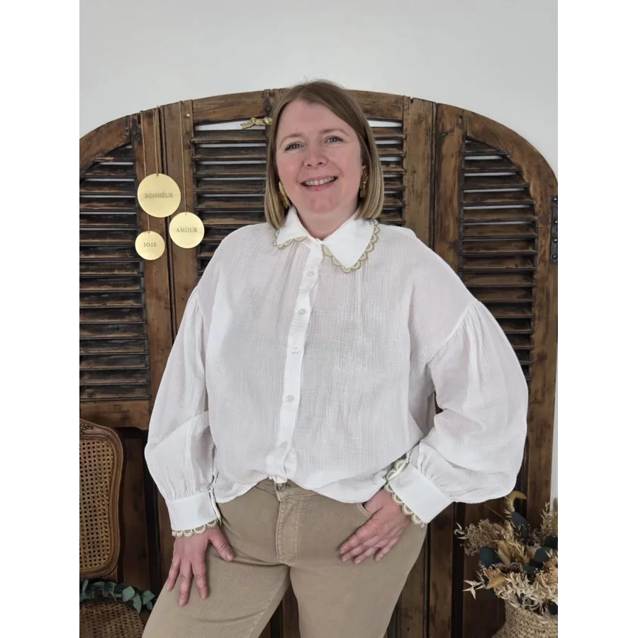 Chemise Justine gaze coton blanc biais doré