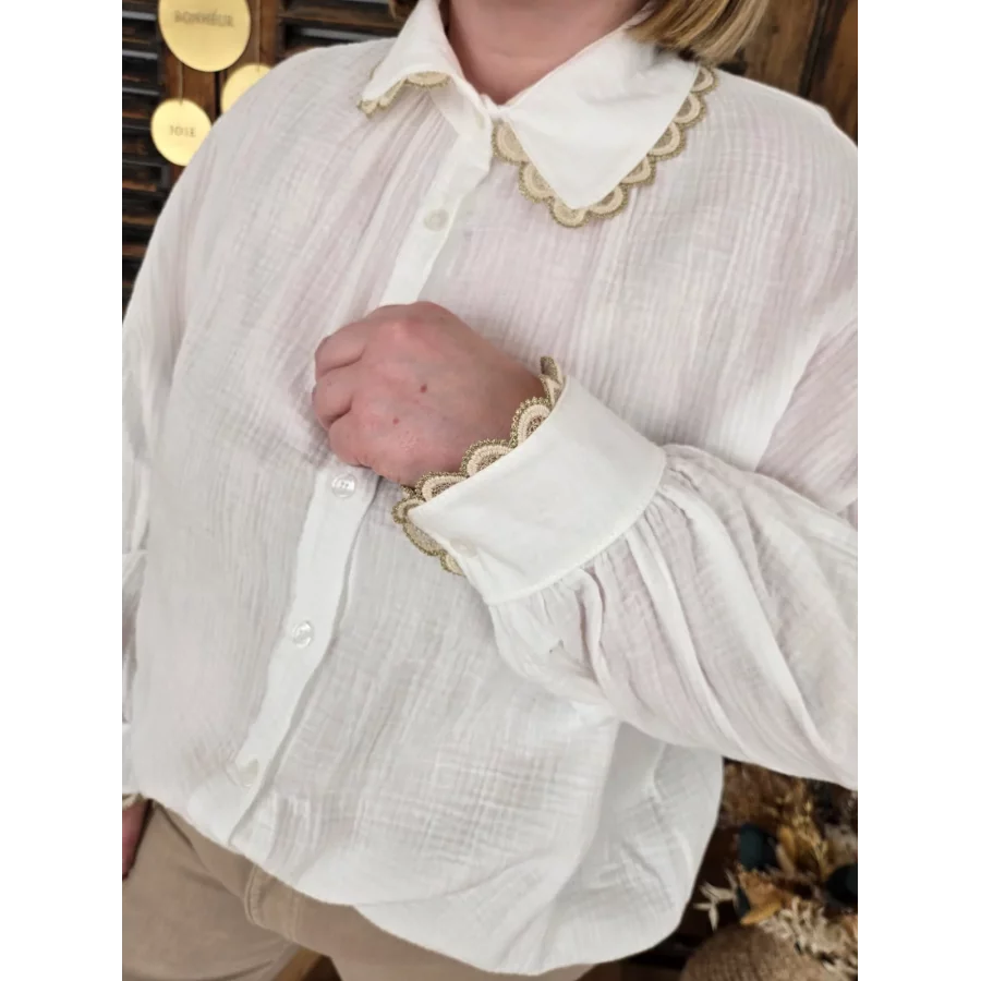 Chemise Justine gaze coton blanc biais doré
