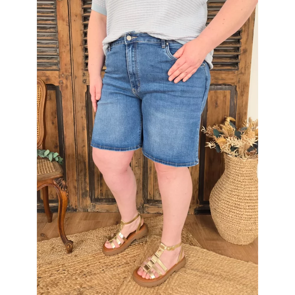 Short jean long bleu stone