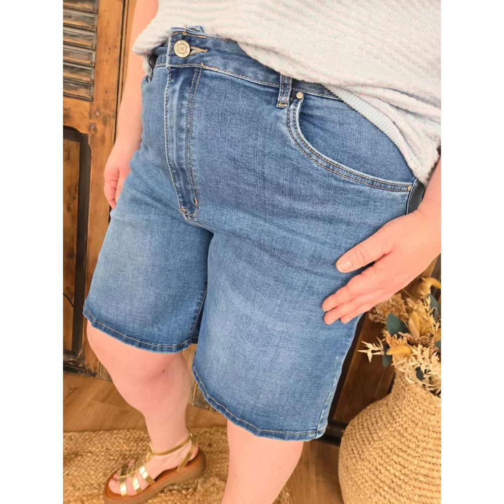 Short jean long bleu stone