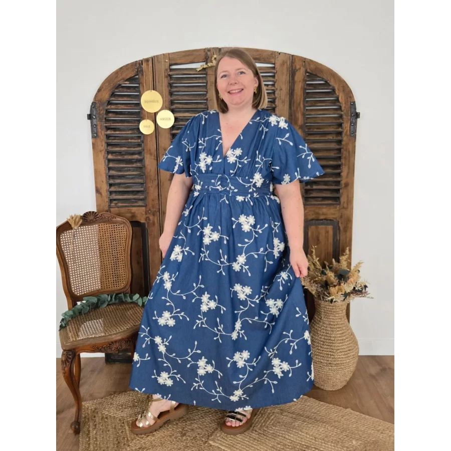 Robe longue Soazic bleu fleurs beige brodées