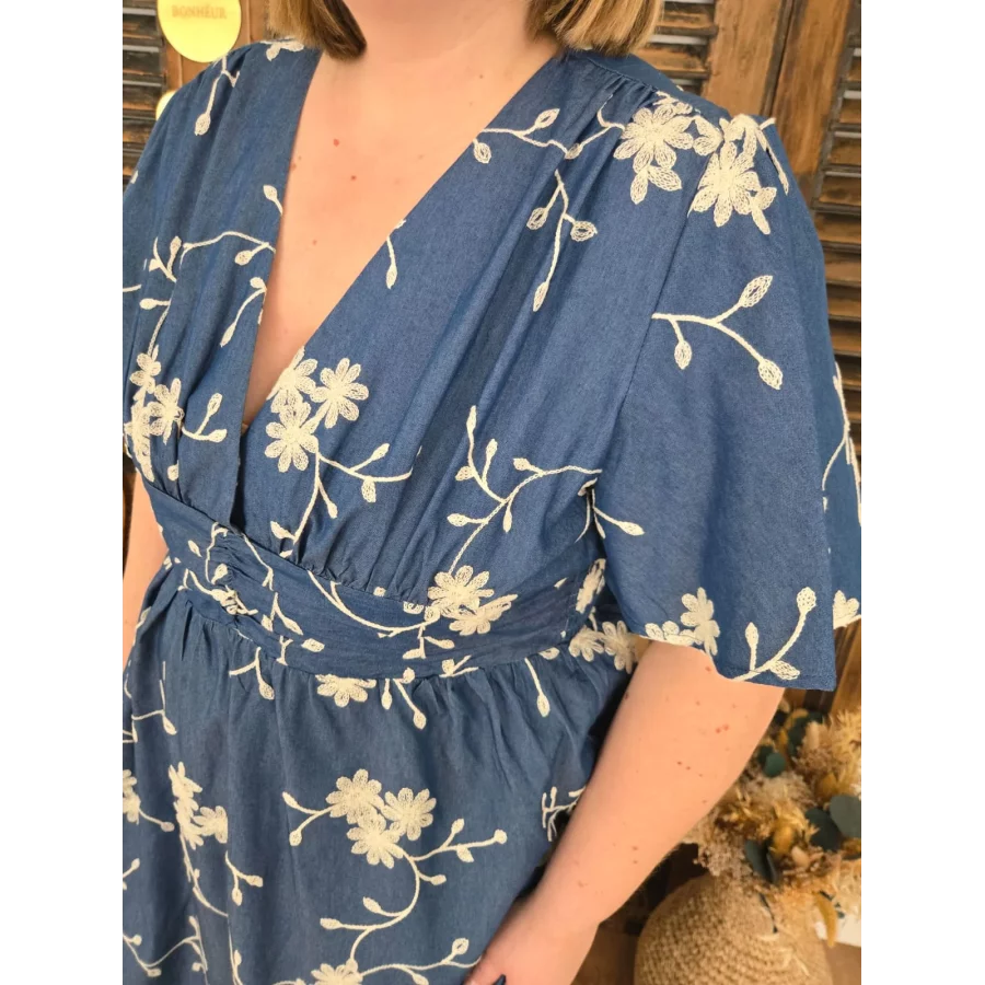 Robe longue Soazic bleu fleurs beige brodées