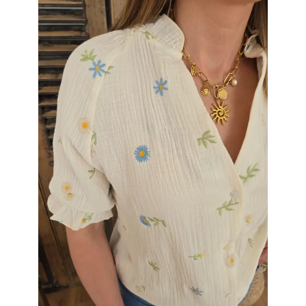 Blouse Marine gaze de coton beige et fleurs