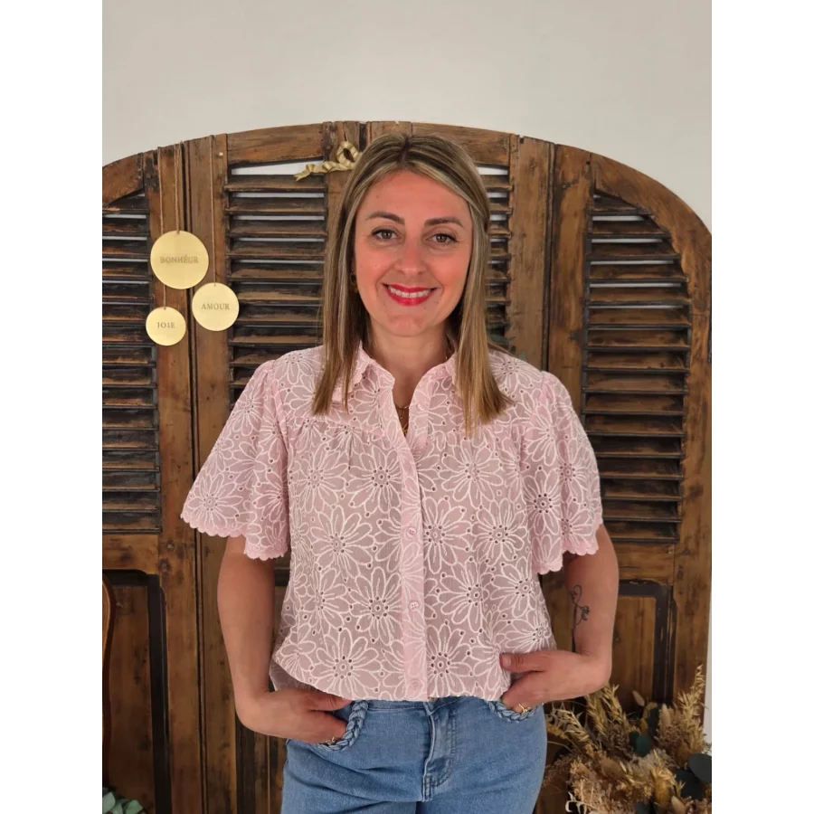 Chemise Lucie rose fleurs brodées