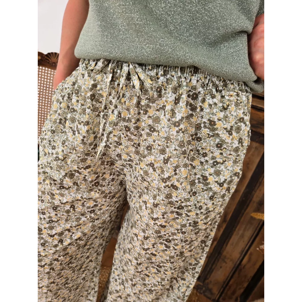 Pantalon Gaspard fluide fleurs kaki