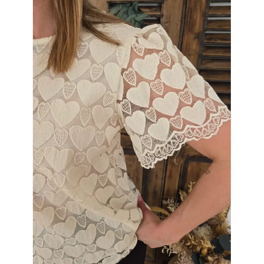 Blouse Sandrine dentelle coeur beige