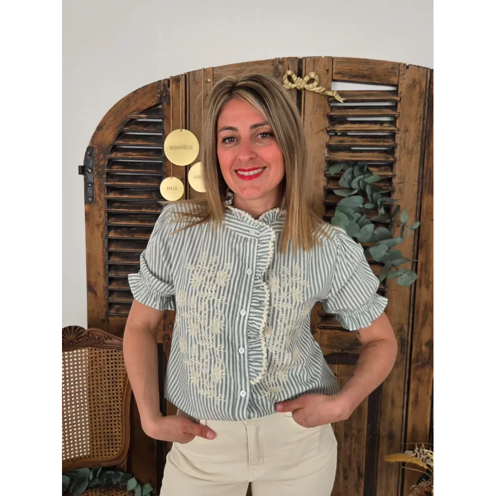 Chemise Lucile rayé verte et broderies
