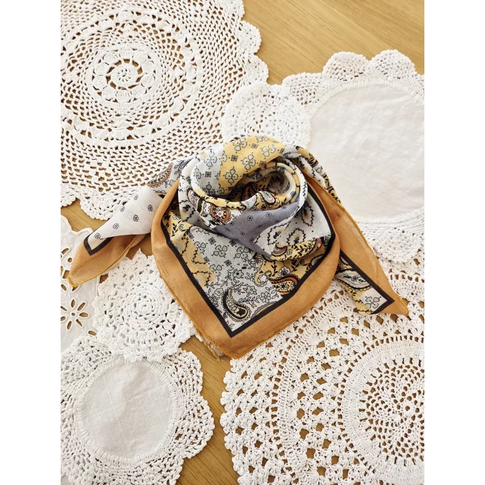 Foulard carré coton viscose jaune