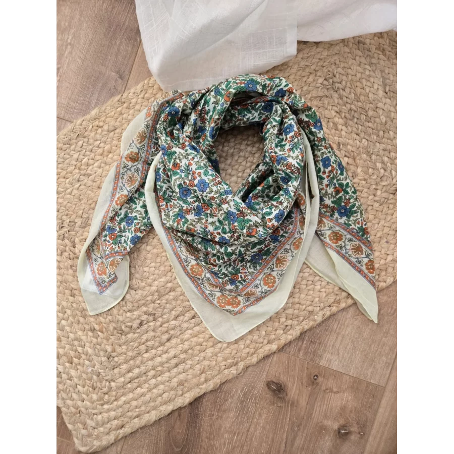 Foulard carré coton fleurs bleu et orange