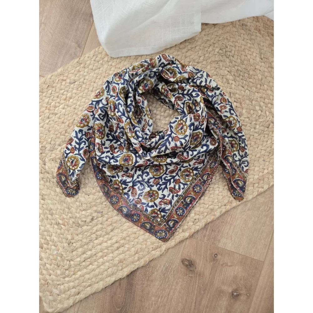 Foulard carré coton fleurs marine
