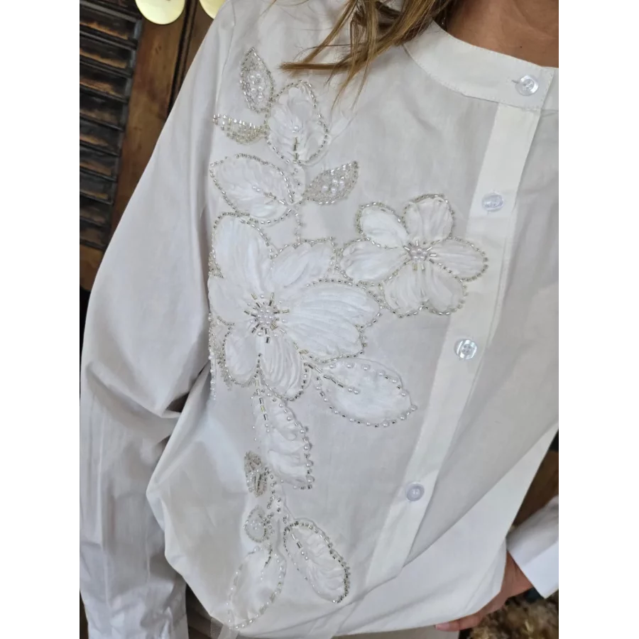 Chemise Maya blanche fleurs perles et tulle