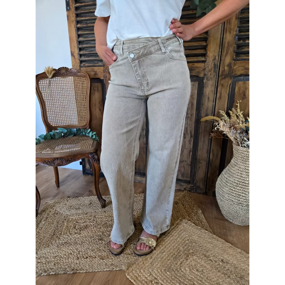 Jean Gildas jean taupe boutons croisés