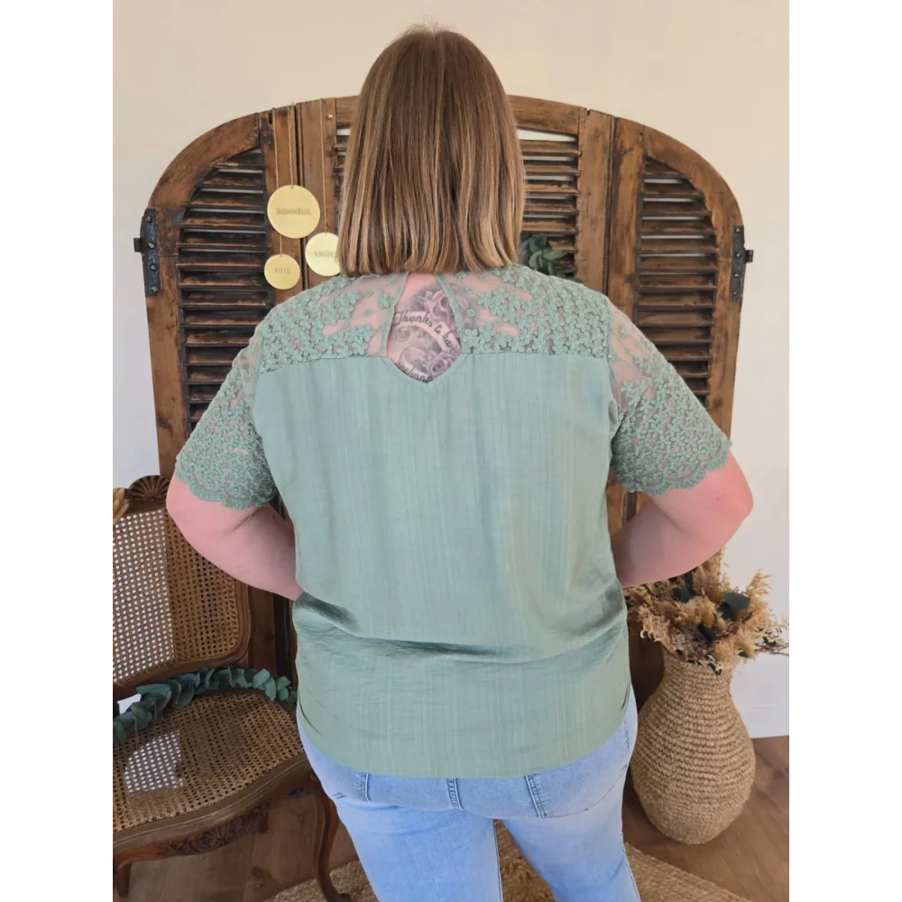 Blouse Tiffany vert d'eau dentelle